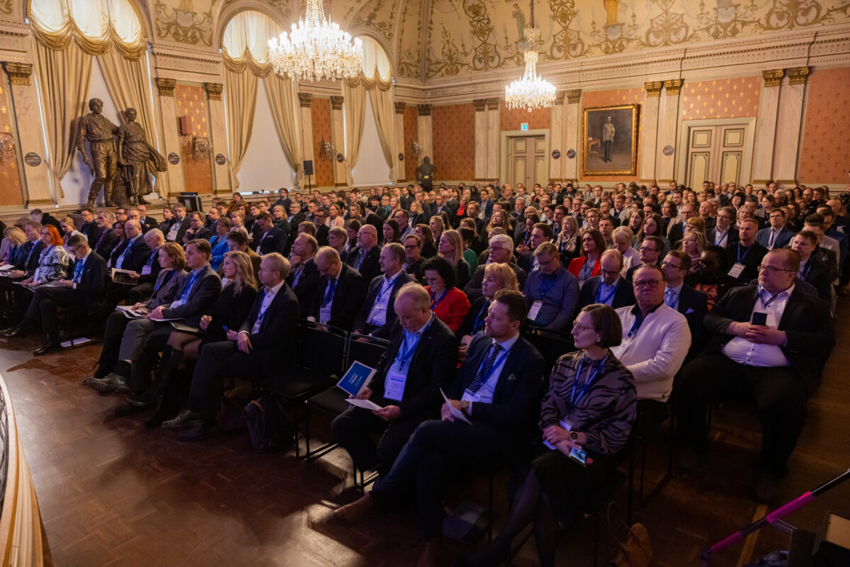 VahalummukkaNet-7984-1200x800 – kopio