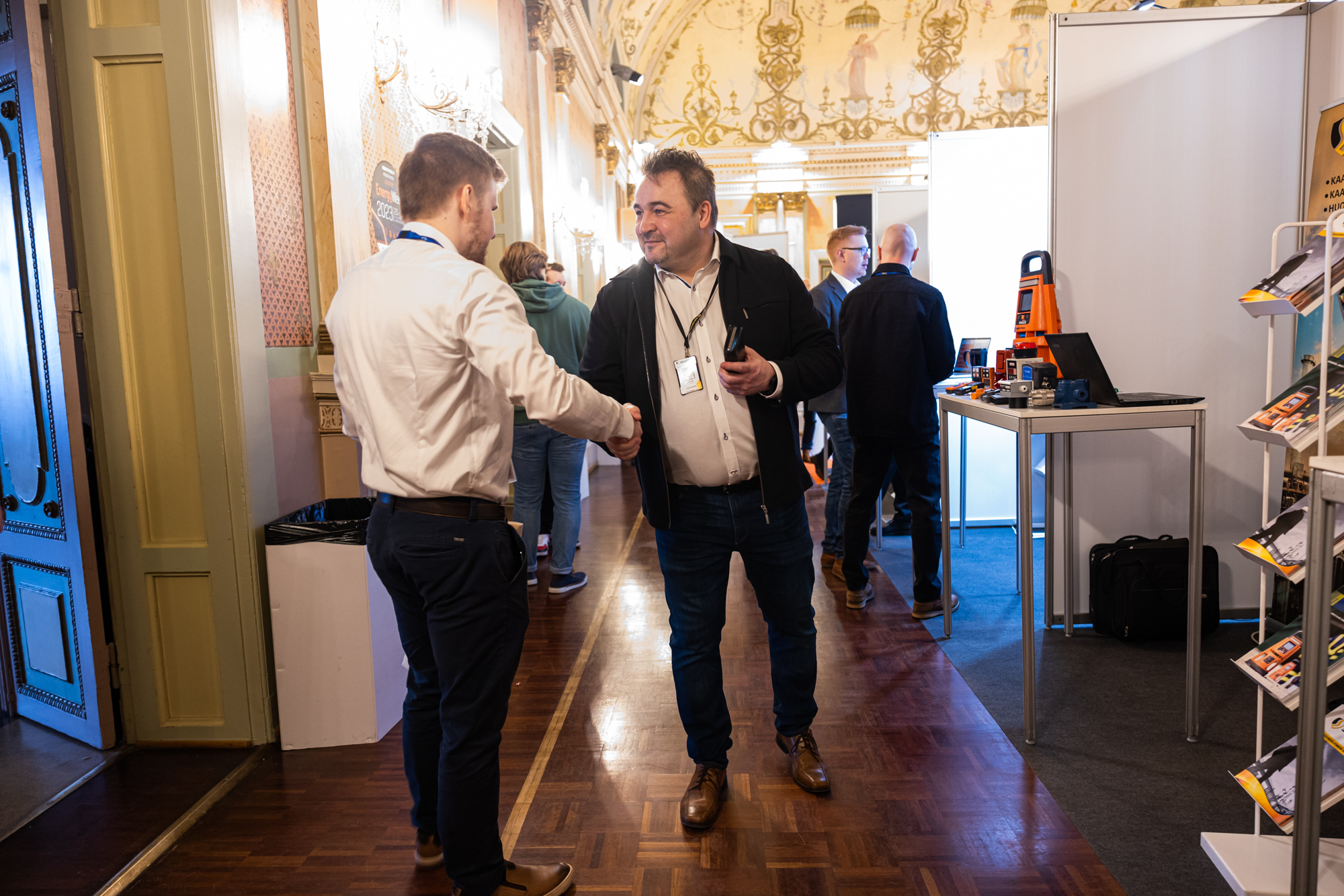 vahalummukkanet-2378